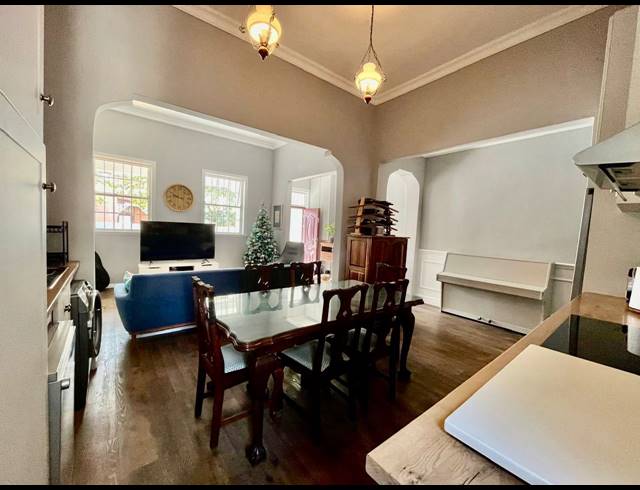 2 BEDROOM SEMI DETACHED FOR SALE IN WALMER ESTATE